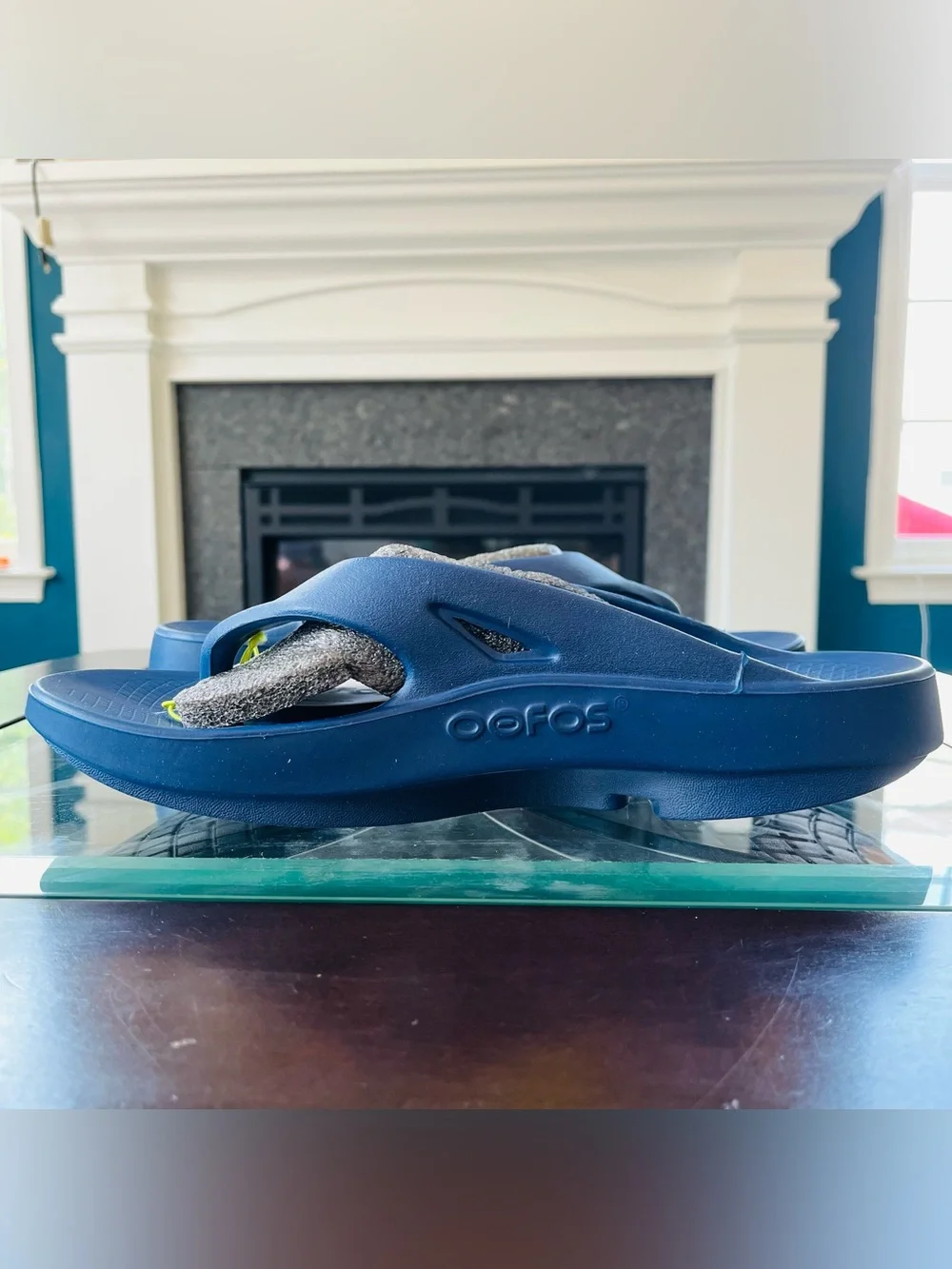 OOFOS OOriginal  Unisex Thong Sandals Navy M10 / W12 NEW